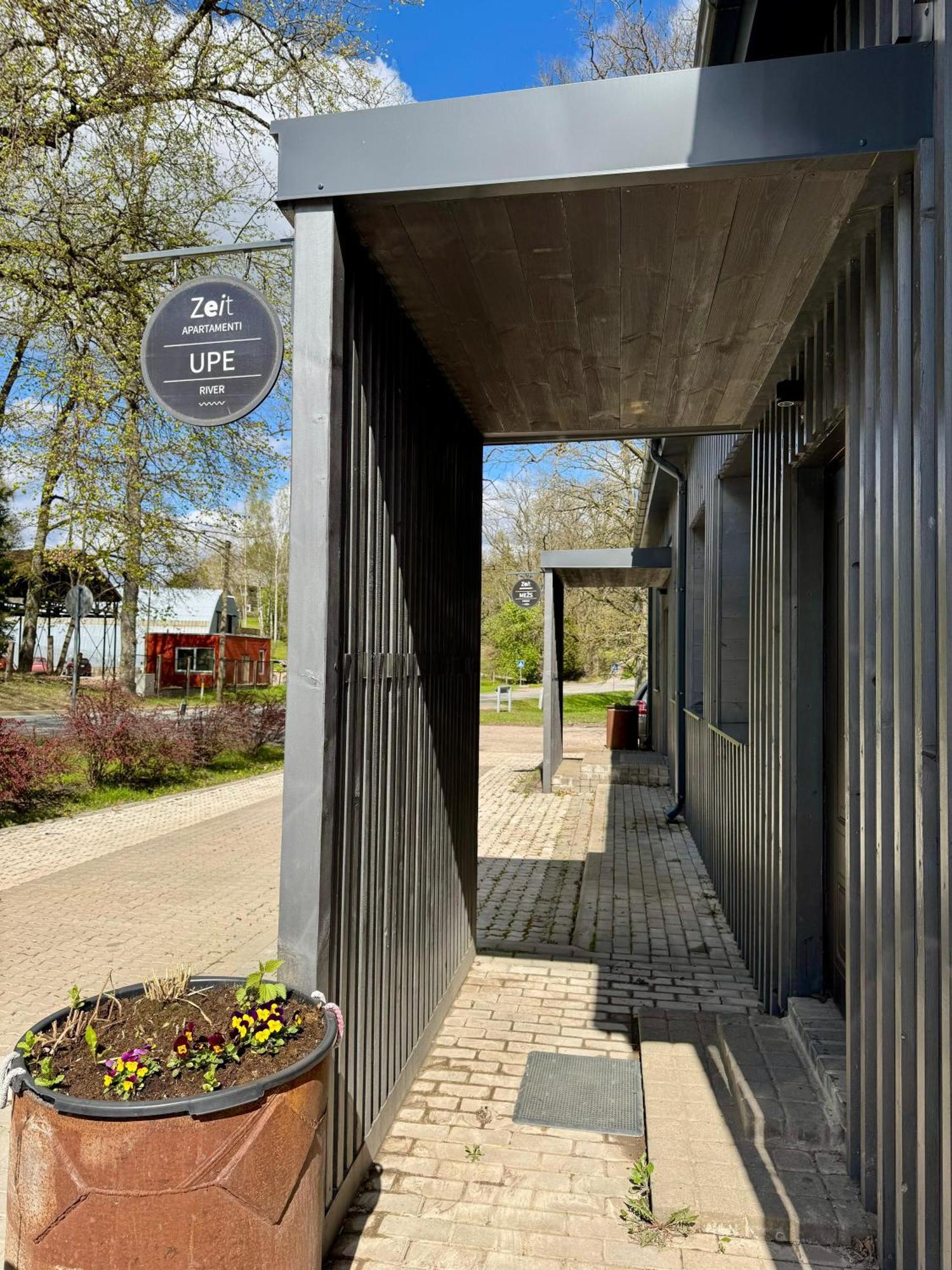 Zeit Apartment Ligatne Bagian luar foto